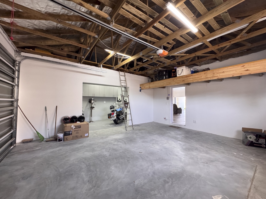 3 Bedroom Property for Sale in Country Club Western Cape